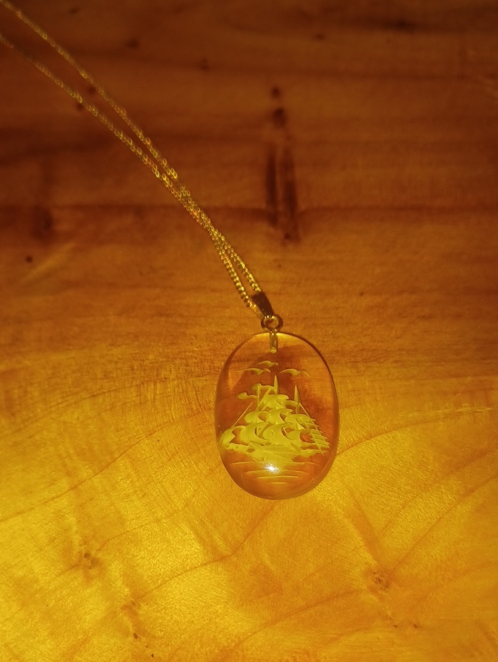 Vintage Mid-Century Amber Lucite Reverse Carved Intaglio Clipper Ship Pendant Ne